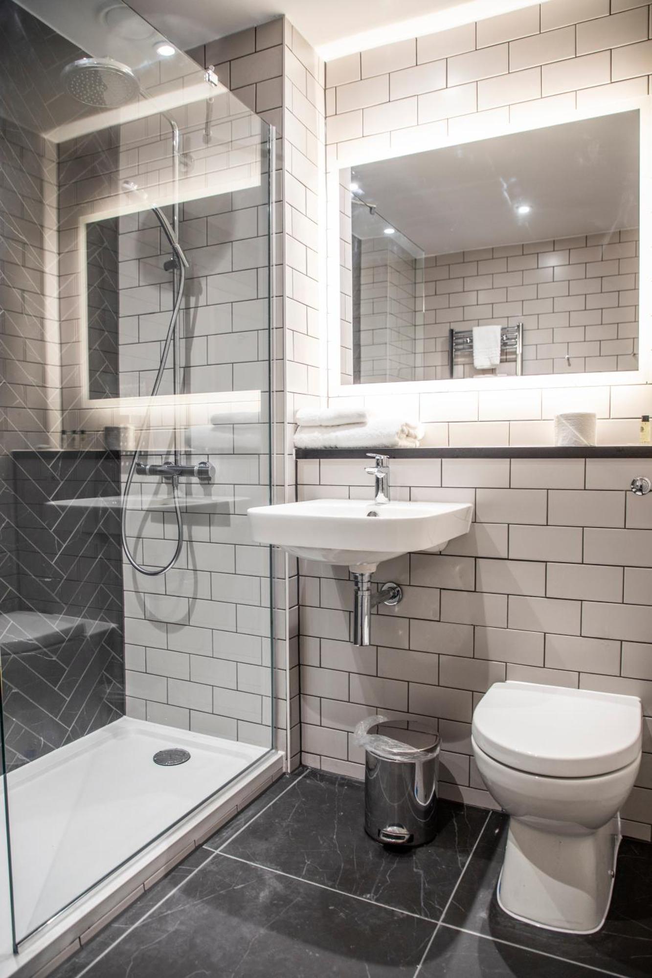 Bridgewood Manor & Hotel 4*